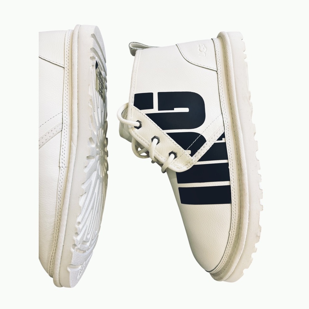 (M) UGG White/Black - Picture 7 of 10